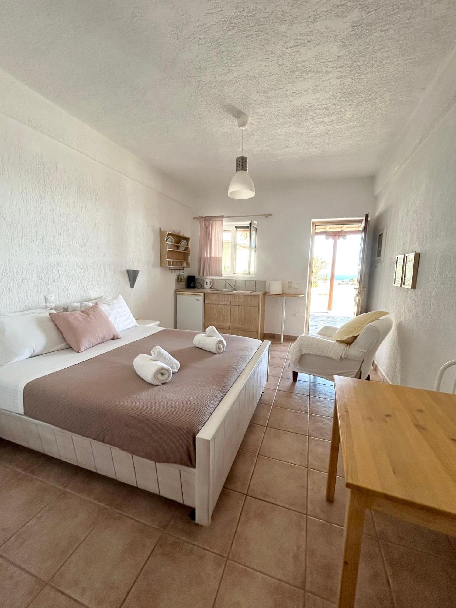 Fos Apartments Mykonos Agios Ioannis Diakoftis 객실 사진