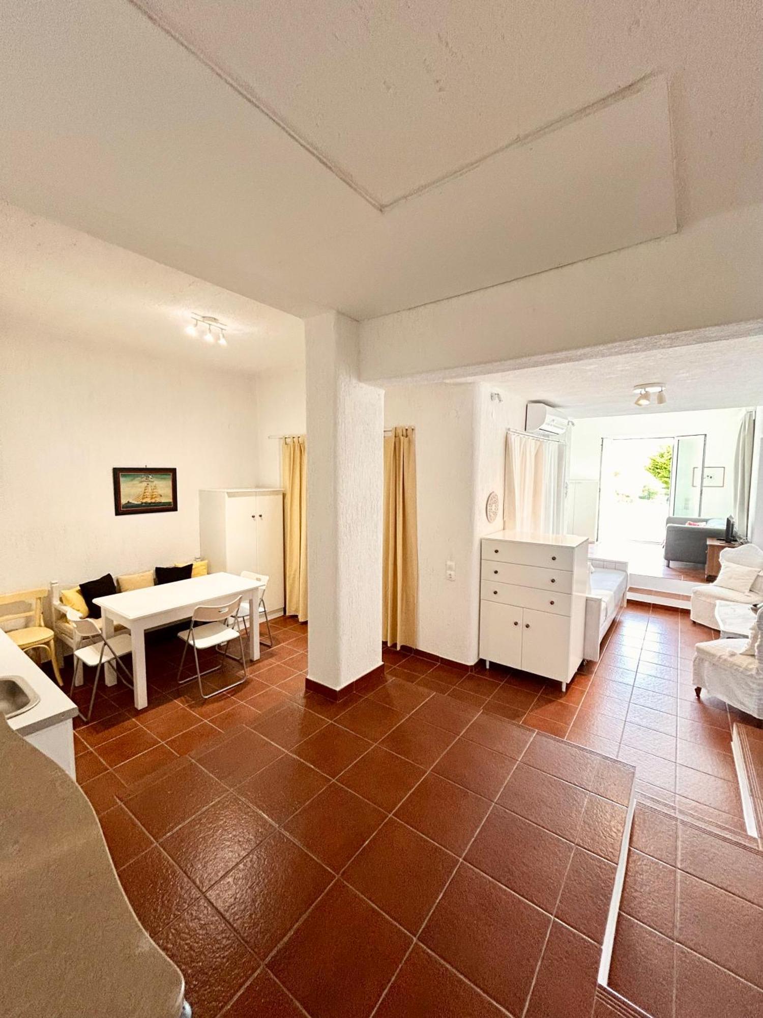 Fos Apartments Mykonos Agios Ioannis Diakoftis 객실 사진
